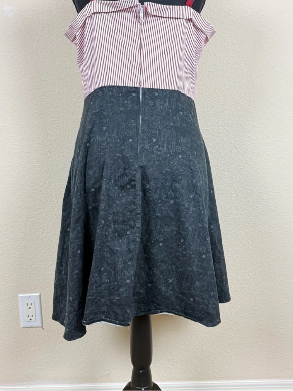 Hot Topic Doctor Who Eleventh Doctor Cosplay Dress XL Skater Style - Picture 5 of 10